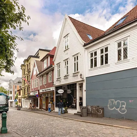Dinbnb L 50m To Bryggen L Multiple Apts L Balcony L View L Fireplace アパート
