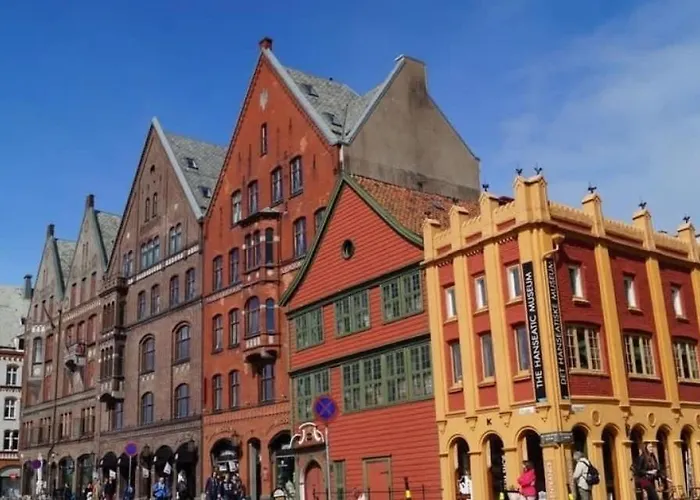 公寓 Dinbnb L 50m To Bryggen L Multiple Apts L Balcony L View L Fireplace 卑爾根